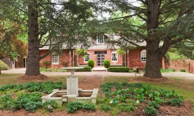 Bowral House | York Cottage. A Country Retreat, Close to Bowral