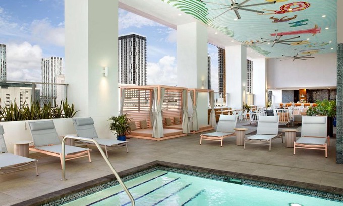 Downtown Miami Hotel | YOTEL Miami