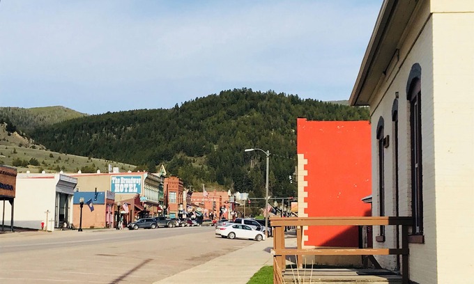 Philipsburg House | You can’t get any closer to all there is to love about downtown Philipsburg!