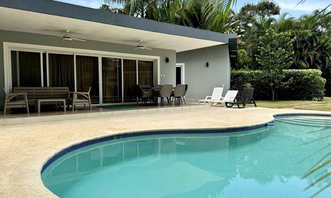 La Mulata Villa | You deserve tropical heaven!