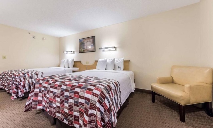 SeaTac Hotel | You found it! Just a Step Away from Everything! Convenient Accommodation
