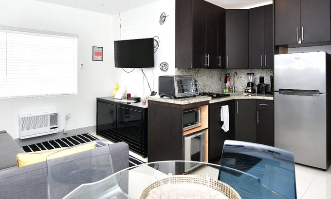 South of Fifth Condo | You Have To Be Here-Direct Beach 3rdOcean Dr 1Bed,1Bath Free Beach Club