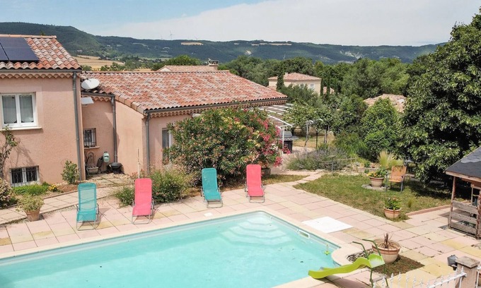 Marsanne House | You long for your private and quiet vacation home with swimming pool? Here you will find everything