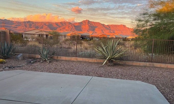 Gold Canyon House | You've just found the Desert Paradise Knockout Views beautiful, gated community