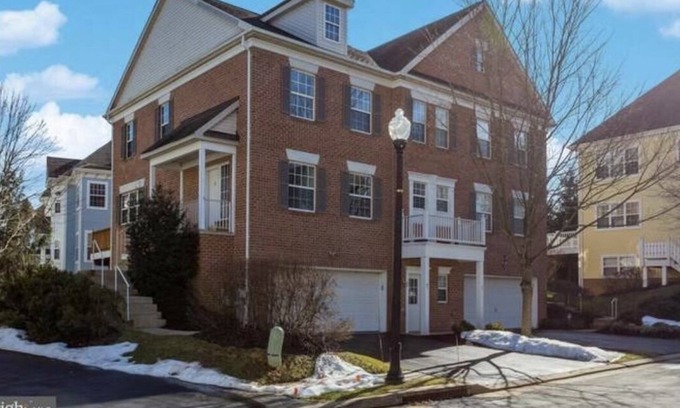 Reisterstown Condo | You will fall in love with this cozy condo located in Reisterstown!
