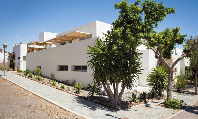 Rodalquilar House | You will feel at home and with FIBRA!