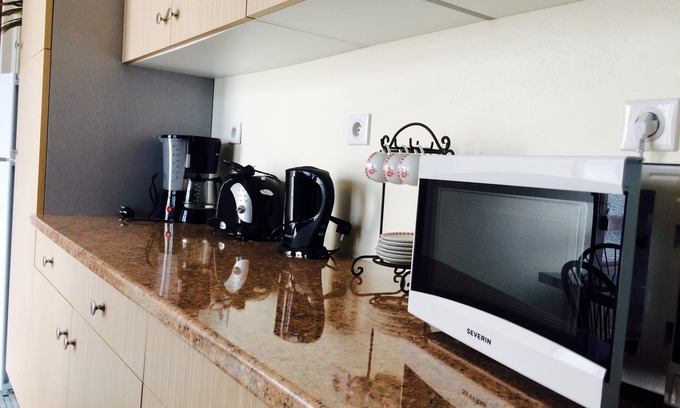 Esquieze-Sere Apartment | YOUR APARTMENT IN THE MOUNTAIN 53m² with terrace