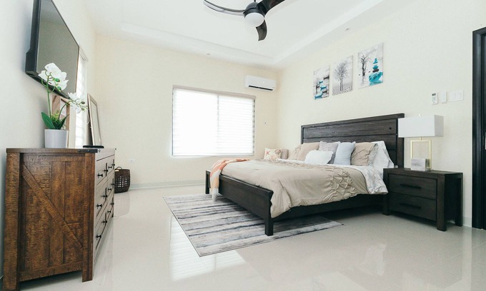 New Buckfield House | Your cool oasis home away from home. Breath taking views for relaxation