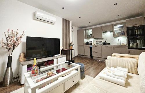 Le Kremlin-Bicetre Apartment | Your cozy cove by Paris