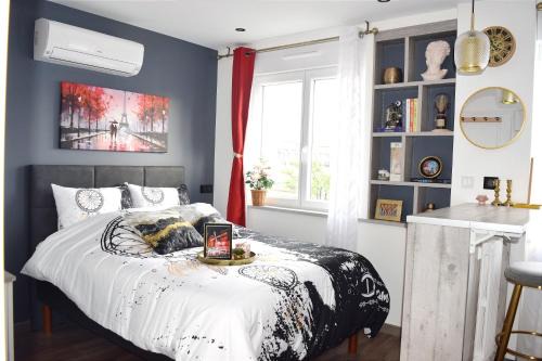 Le Kremlin-Bicetre Apartment | Your hidden charm by Paris
