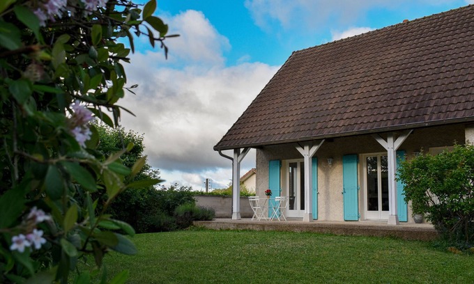 Villers-la-Faye House | Your home away from home in the heart of Burgundy.