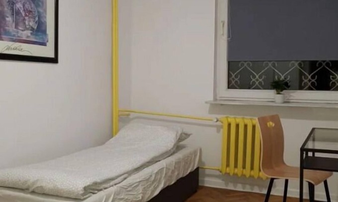 Saska Kepa House | Your Home Away From Home! 4 Family-friendly units for your vacation! W/ Parking