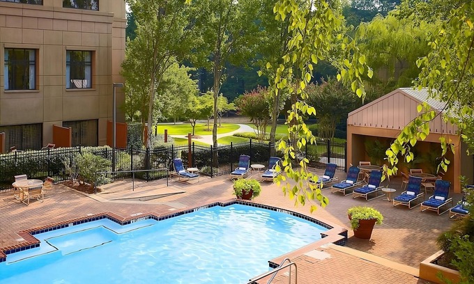 Gwinnett Place Hotel | Your Home Away From Home! Pet-Friendly Unit To Relax. Near Green Space !