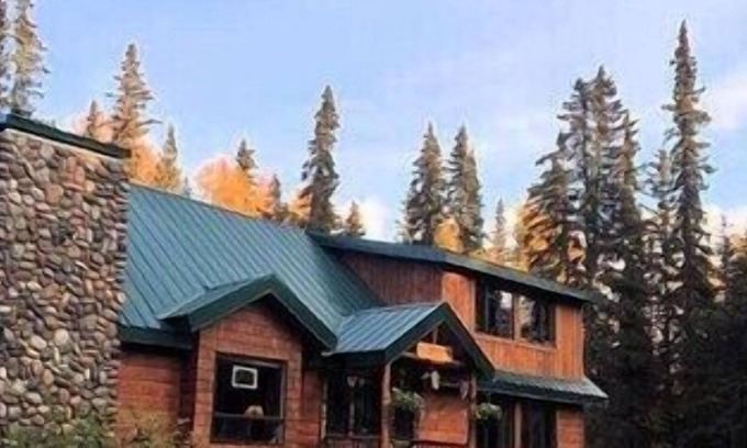Kalifornsky House | Your Home Away From Home