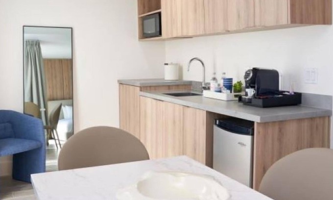 Hillsboro Beach House | Your Home Away From Home! Onsite Pool, Pets Allowed, Near Beach