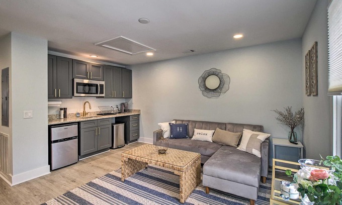 The Point Apartment | Your Home Base Downtown- New & Fully Renovated!