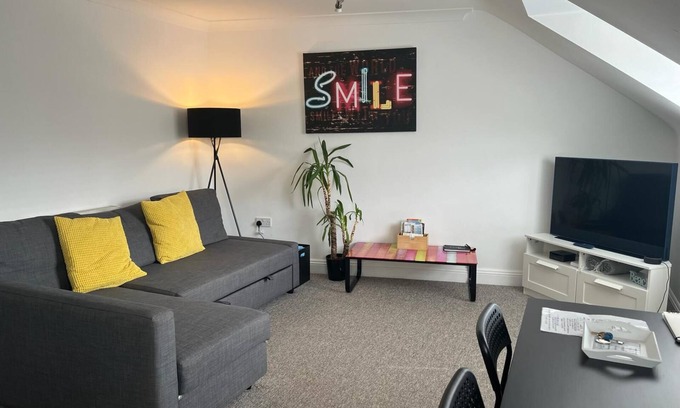 Swanage Apartment | Your home from home 2 bedroom apartment in the heart of Swanage, pets welcome