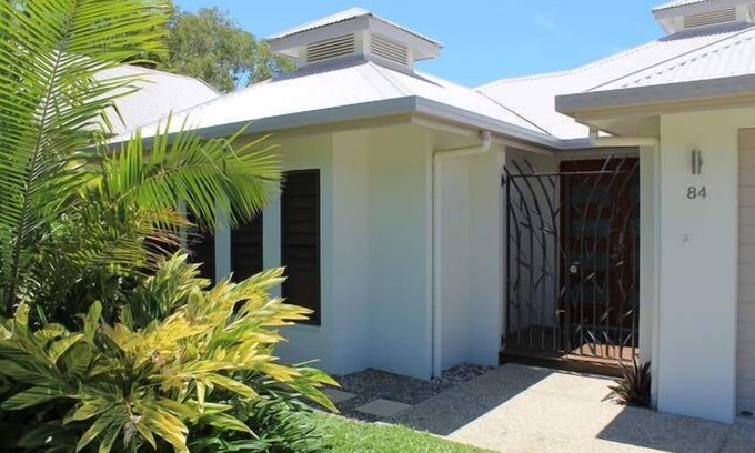Palm Cove House | Your home in paradise