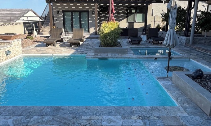 South Mountain House | Your Moment of Zen 1-bdrm pool house - Made for 2