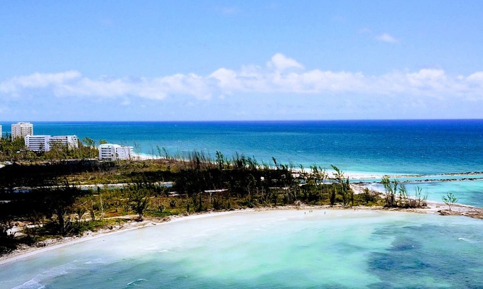 Williams Town Condo | Your oceanfront row seat to a spectacular nature show!