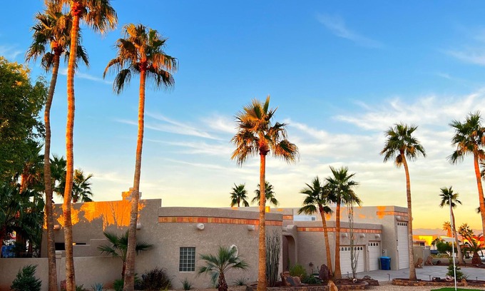 Residential Estates House | YOUR OWN PARADISE! JUST LISTED!