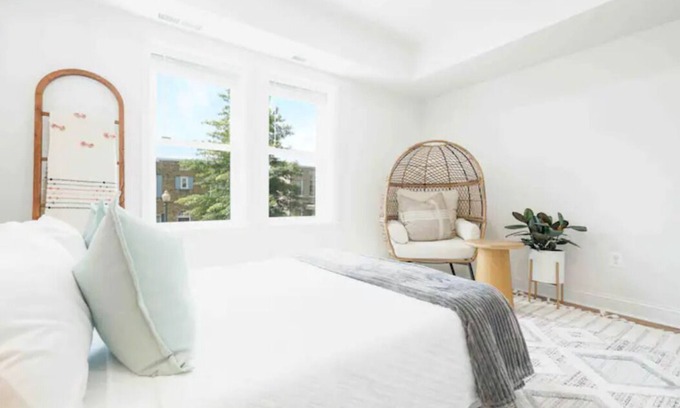 Gallaudet Apartment | Your peaceful vacation awaits!