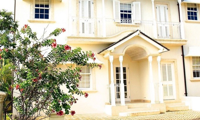 Mullins Villa | Your Perfect Caribbean Home in Classic Colonial Style