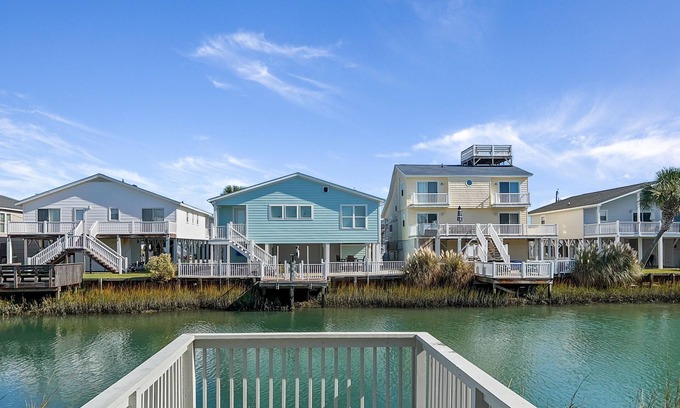 North Myrtle Beach House | Your Pet Friendly Home Away From Home!