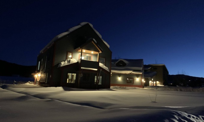 Big Sky House | Your Private MontanAHHHH adventure awaits