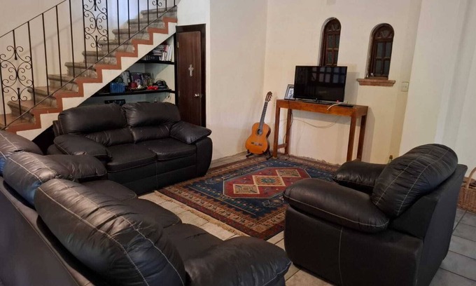 Santa Cruz Xoxocotlan House | Your shelter near Arrazola