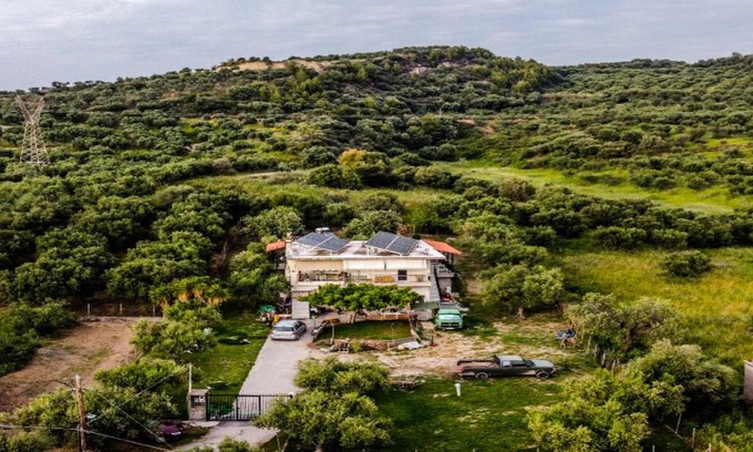 Kakovatos House | Your Spot Guestrooms and more