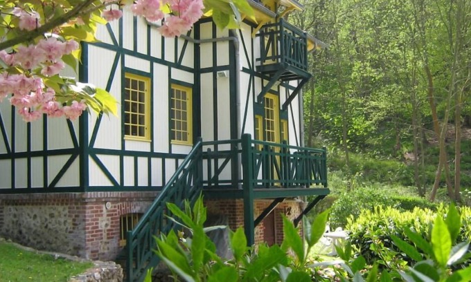 Yport Villa | Yport: Mansion - Yport