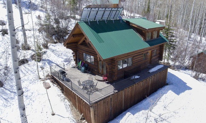 Marble Cabin | YULE CREEK LODGE-Quintessential Mountain Cabin on 53 Private Acres