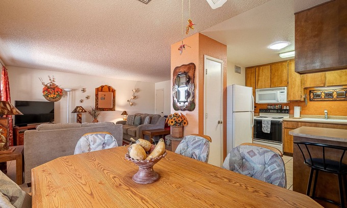 Foothills House | Yuma Charmer