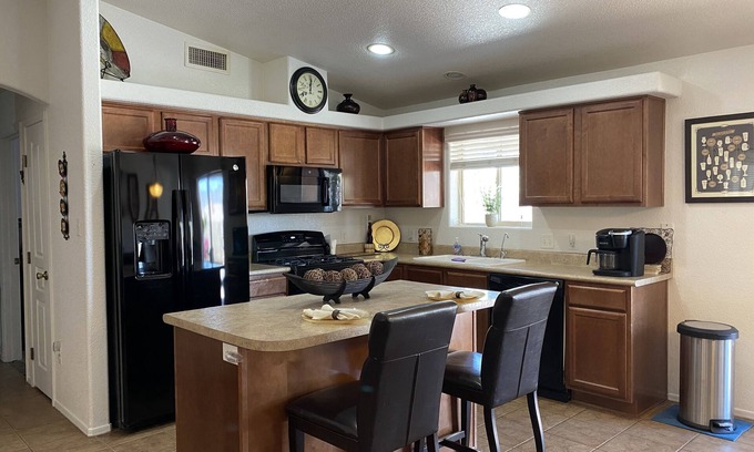 Fortuna Foothills House | Yuma Foothills Retreat