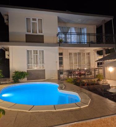 Candos House | Yuti Homestay