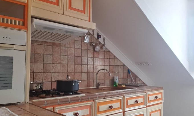 Fontaine de Moutte Apartment | Yvafinal