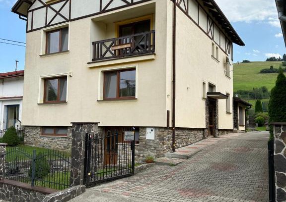 Cerveny Klastor House | Zamagursky dom