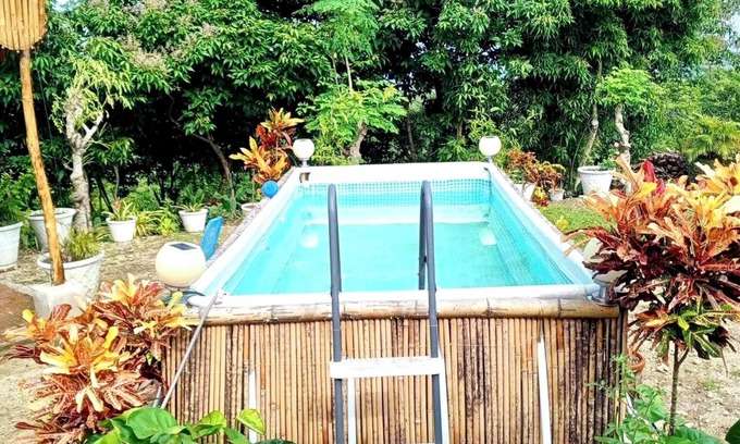 San Remigio Other | Zane Green Haven - Spacious rooms & big backyard overlooking the hills & sea