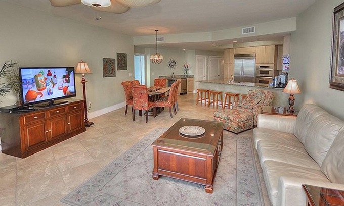 Orange Beach East Condo | zCaribe Resort D508,