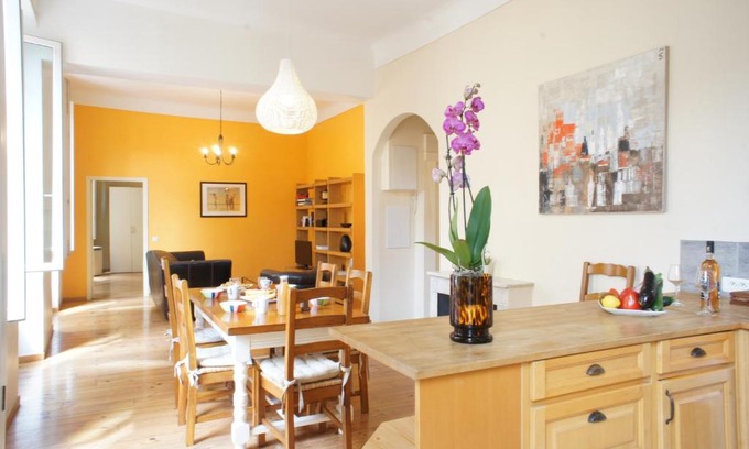 Old Town Apartment | Ze Perfect Place - Spacieux appartement - Cours Saleya - 2 CHB - 2 SDB - AC