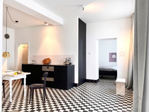 Nippes Apartment | zehuus - historical charm 70qm