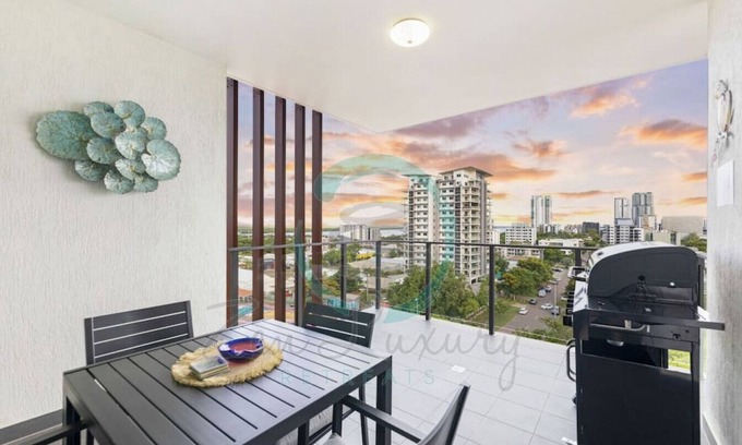 Darwin City Centre Condo | ZEN At ARRAY - 2 Bedroom Retreat in CBD