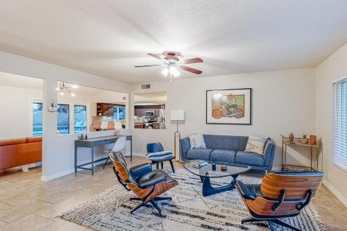 Paradise Valley Village House | Zen Away