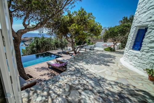 Koundouros Apartment | Zen Blue Suites - Luxury, Nature, and Harmony in Kea