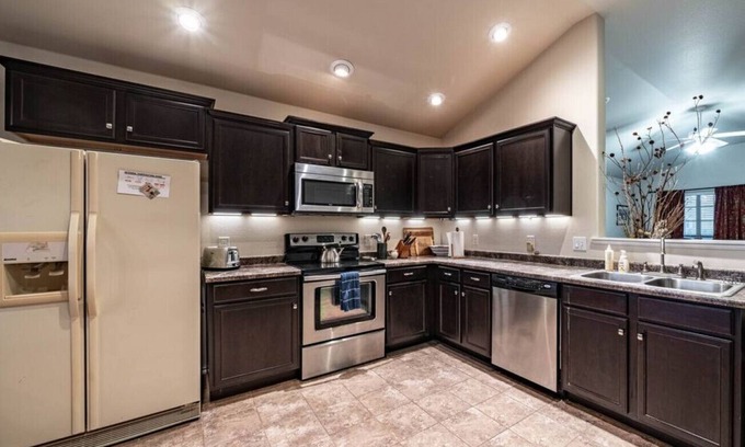 Lubbock House | Zen House - 3BR/2BA - Pet friendly