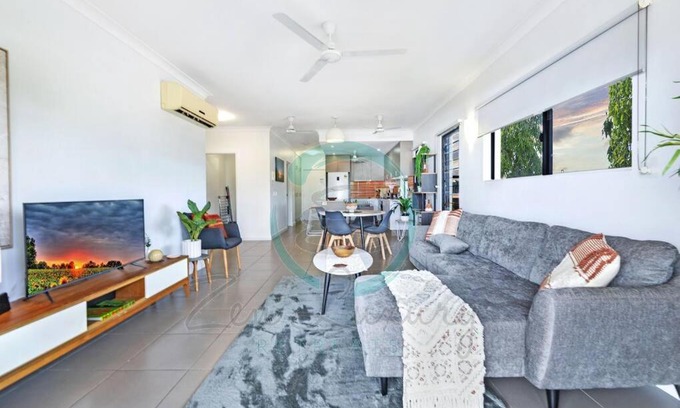 Nightcliff Apartment | ZEN NOMAD 2-BR Nightcliff Apt Near Markets & Shops