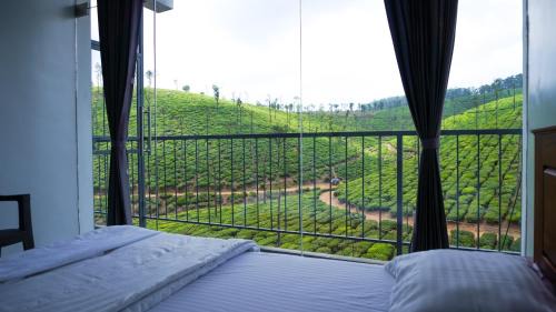 Valparai Hotel | Zen Vista