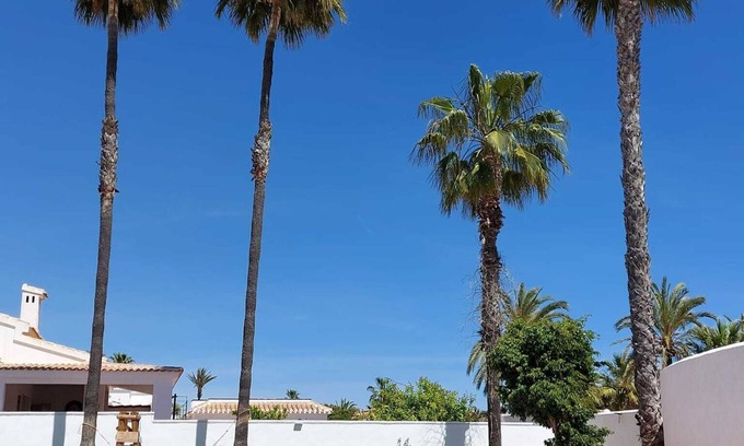 Orihuela Costa Hostel | ZENIA HOSTEL