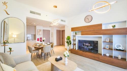 Abu Dhabi Apartment | Zenith 1BR Retreat with Pool Access - Short Stroll to Yas Mall & Thrill Parks